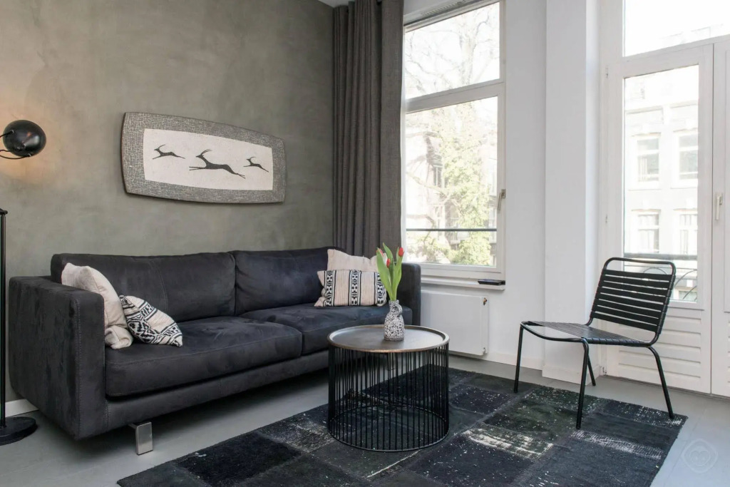Canal Belt apartments - Leidseplein area