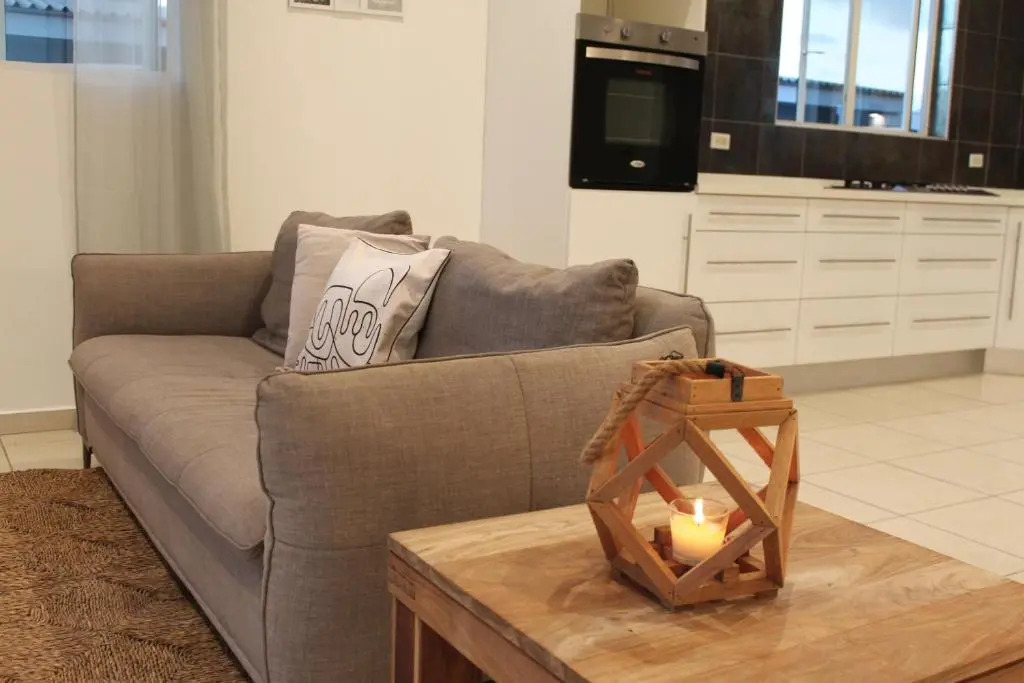Charming 2 BR home with a beautiful private patio