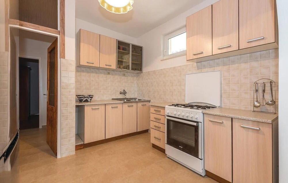 Nice Home in Tribunj With Wifi, 9 Bedrooms and Outdoor Swimming Pool