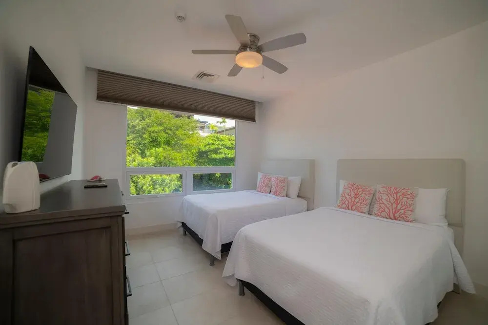 Montecielo 4A - 3 bdr 3 1 2 Bath Ocean View