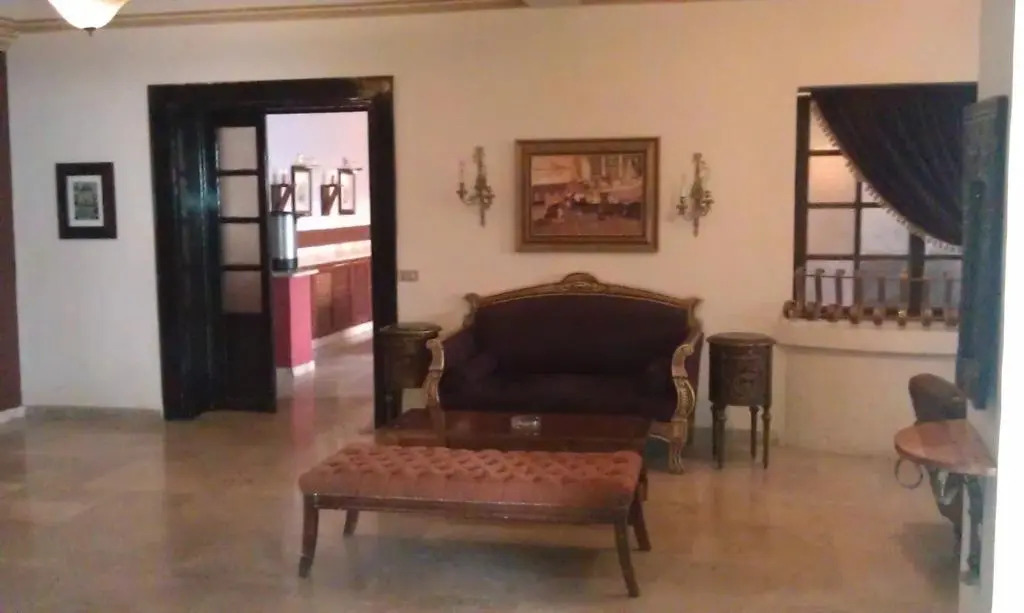 Shepherd Hotel