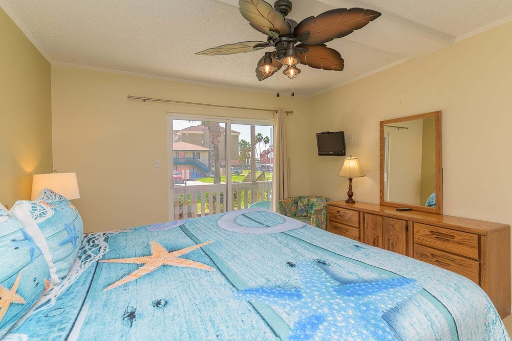 Tiki 158 - Standard 1BR Beach Area Condo