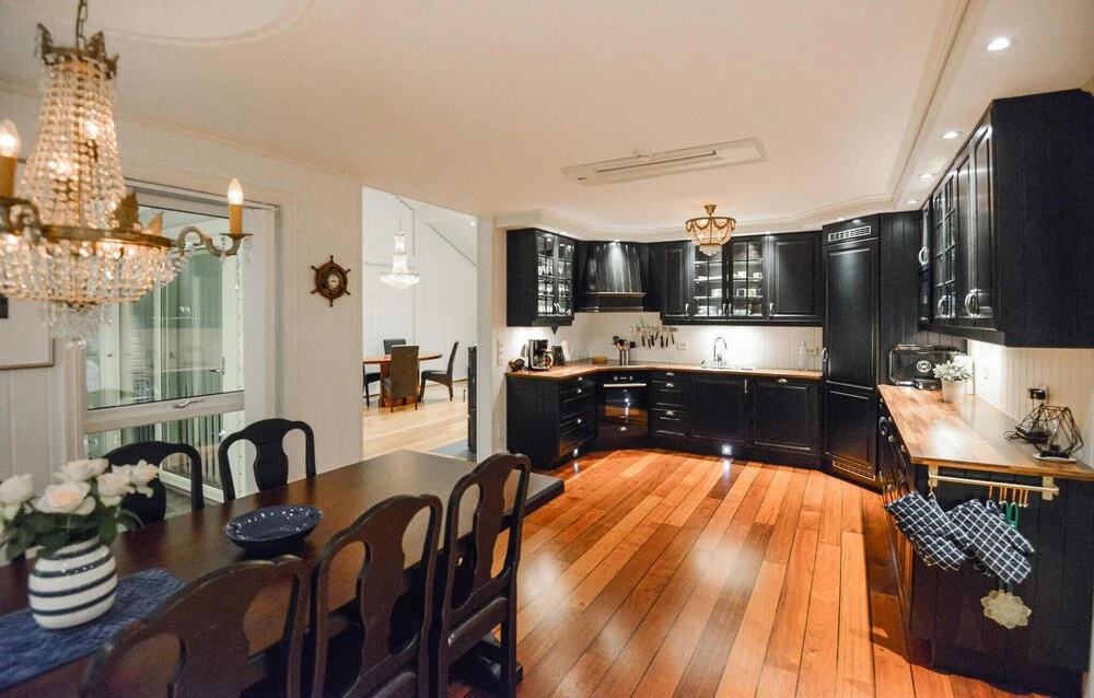 Awesome Apartment in Fister With 4 Bedrooms and Wifi