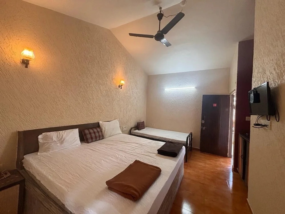 Hotel Sai Plaza