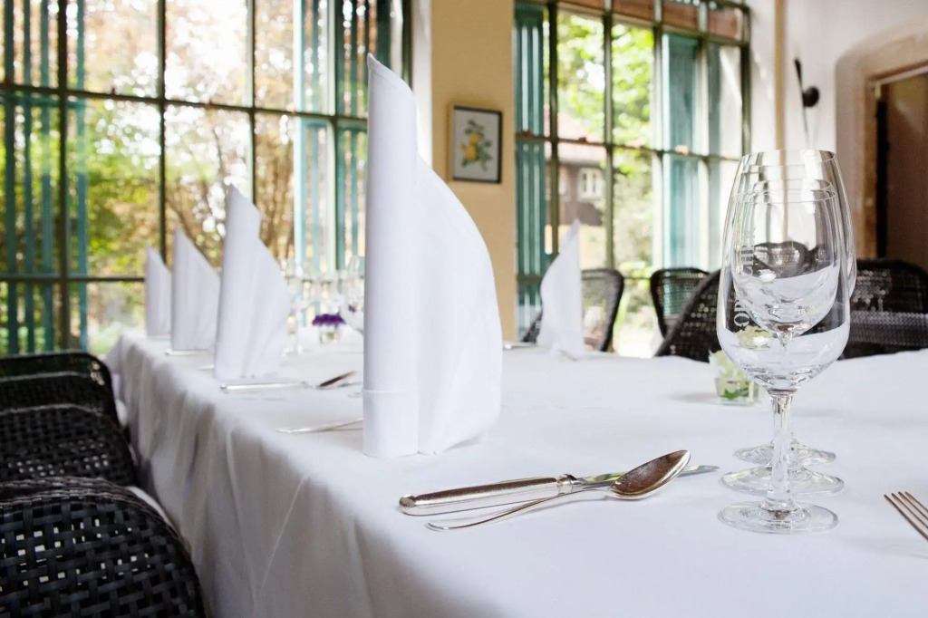 Villa Sorgenfrei und Restaurant Atelier Sanssouci