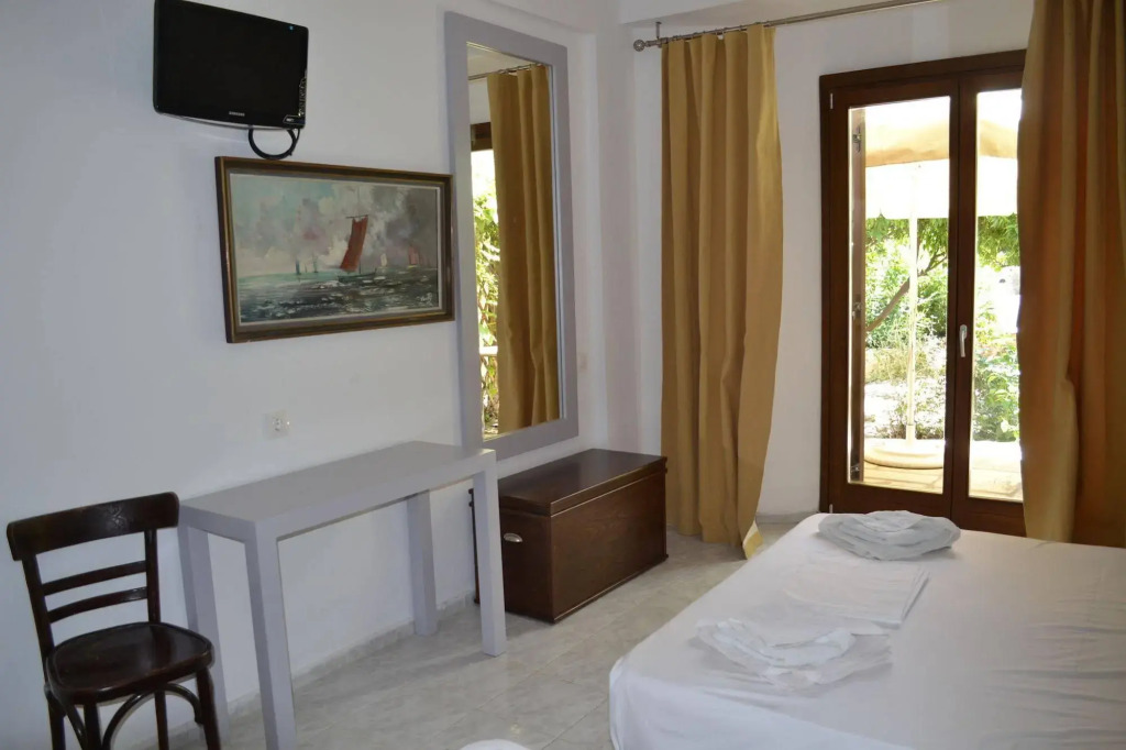 Mirto Apartments