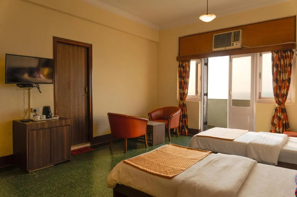 Sea Green South Hotel
