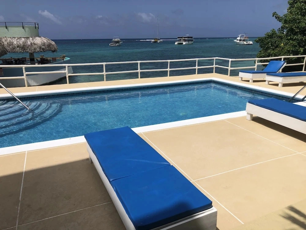 Ocean Rooms at Ocean Sands