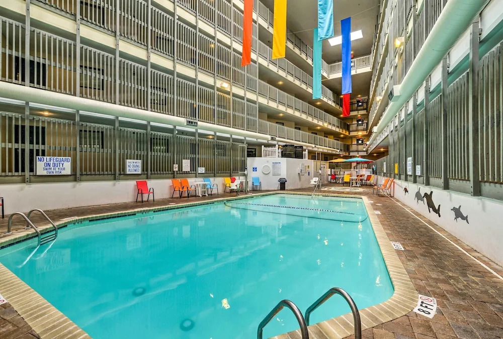 Oceanfront Myrtle Beach Condo: 6th-floor Balcony!