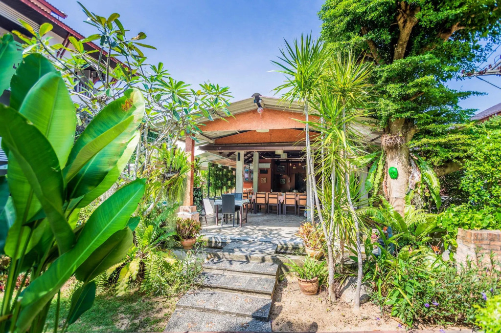 Phuket Monaburi Boutique Hotel