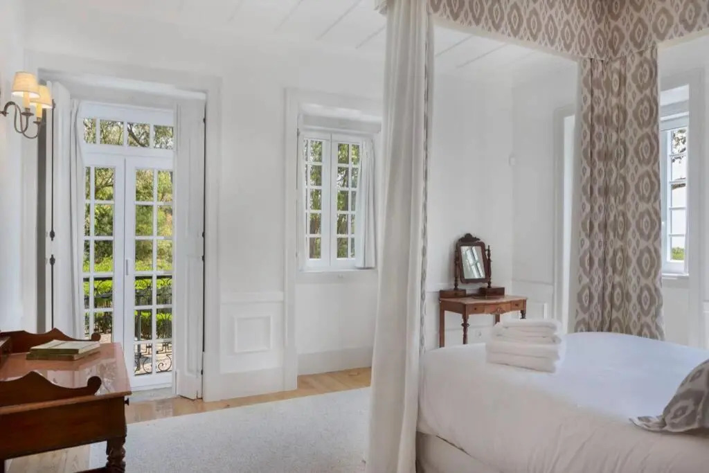 Amazing 4 bedroom Villa with POOL, View & Garden