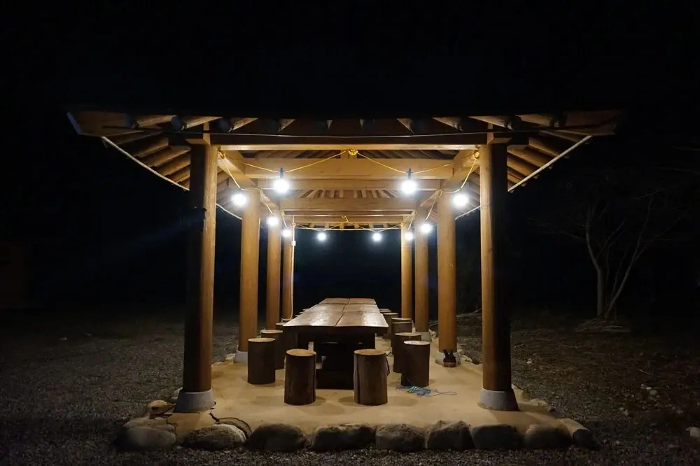 Naetgang Village Mountain Hwangto Pension