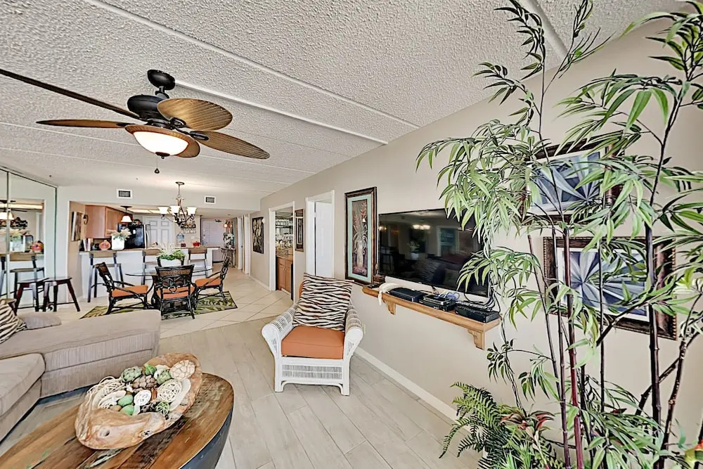 New Listing! Resort W/ Gulf-front Balcony 2 Bedroom Condo
