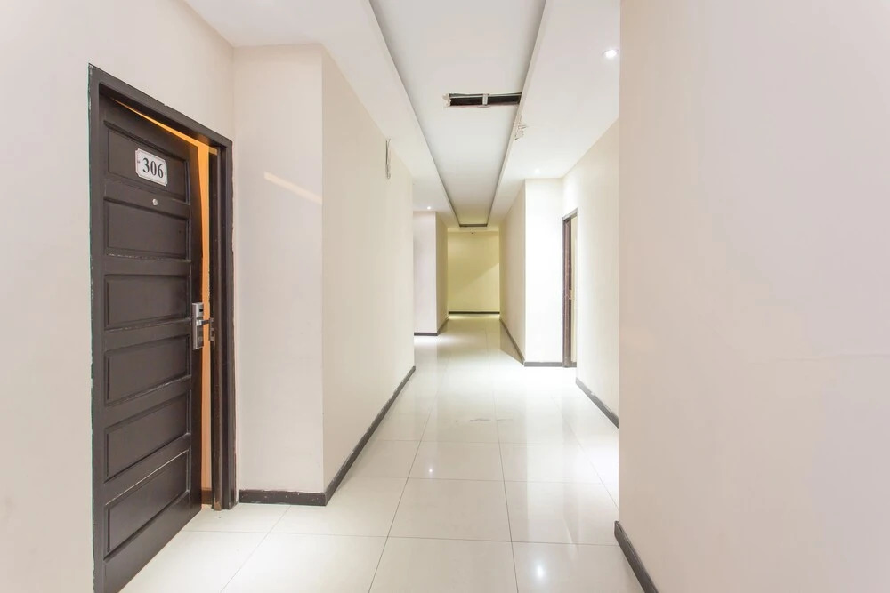 Hotel Sejati by OYO Rooms