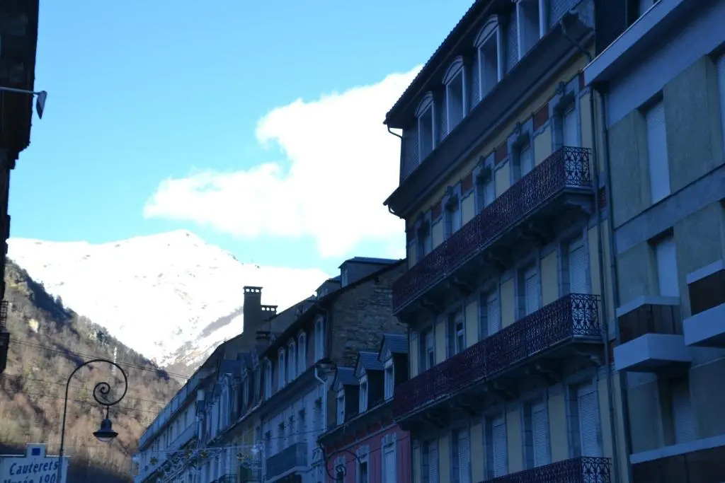 Petit studio dans immeuble de caractère