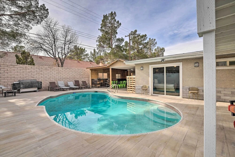Home w/ Private Pool - Near Las Vegas Strip