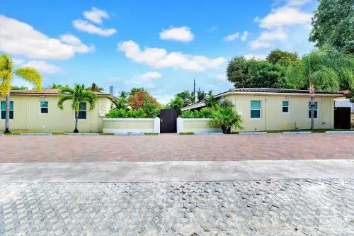 Tropical Retreat Studio - 632B