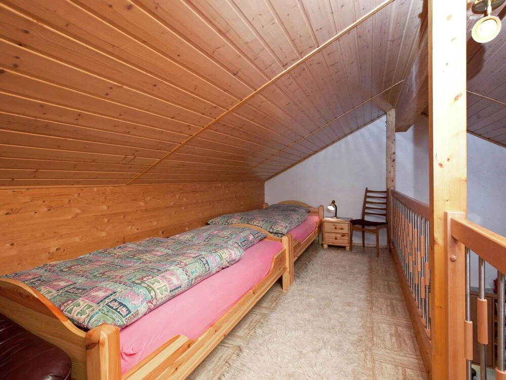 Cozy Holiday Home with Garden in Gees