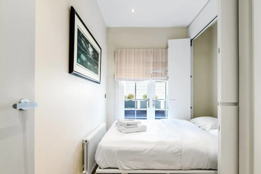 Luxury 3BR Home in Heart of Paddington, 6 Guests