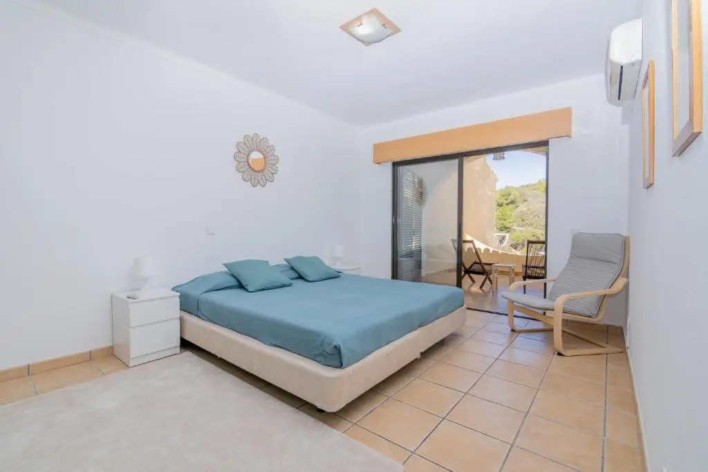 Vale de Centeanes Fabulous apartment by Innkeeper