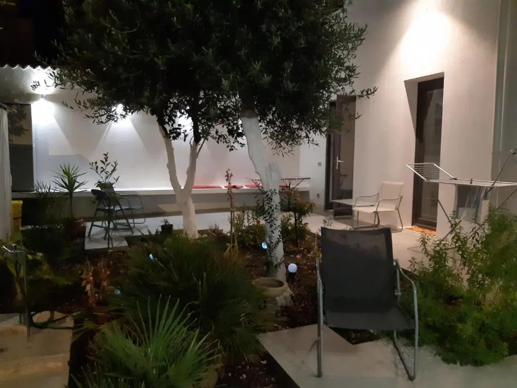 PATIO 101 " Exclusive " B&B Boutique