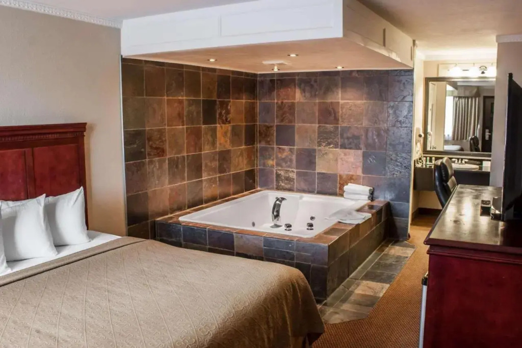 Baymont Inn And Suites Fife/ta