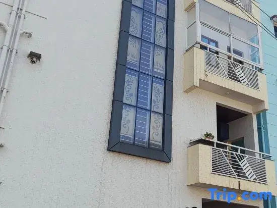 Cascade Villa Spacious 5BHK Luxury Villa