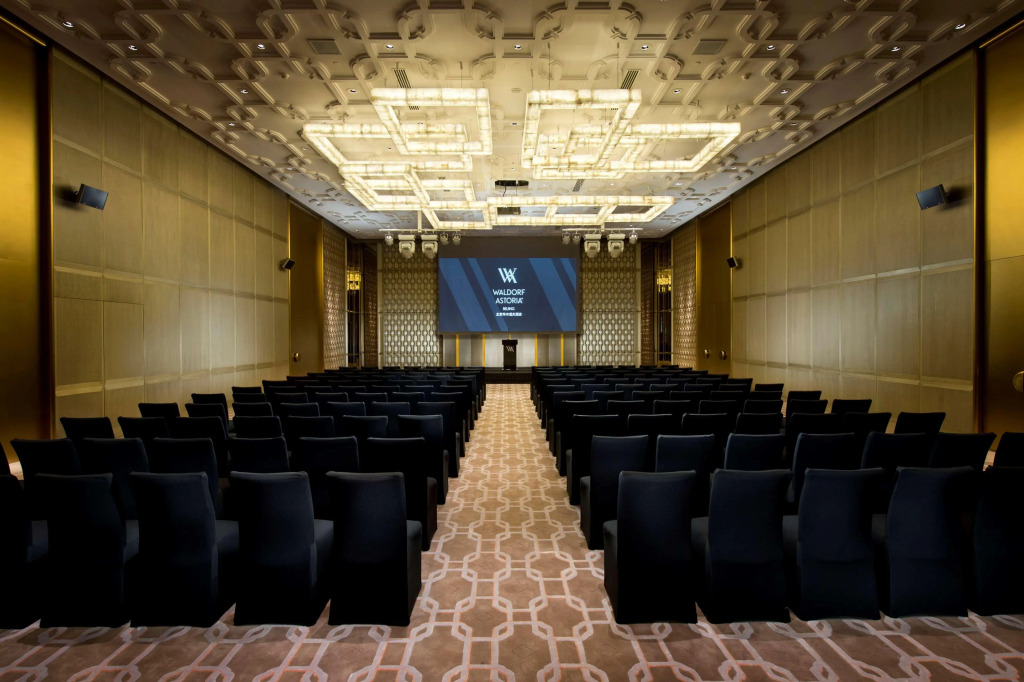 Отель Waldorf Astoria Beijing