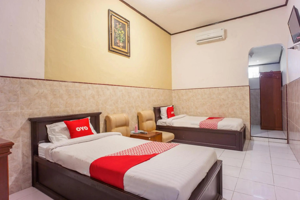 OYO 2180 Vina Vira Hotel