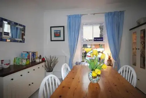 Number Seven Bed and Breakfast