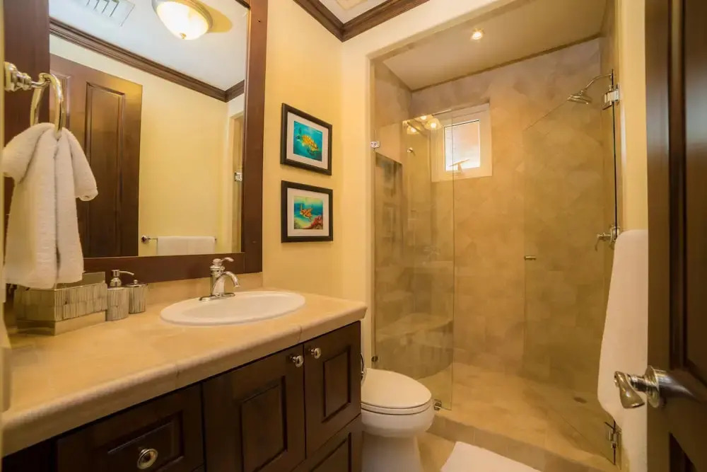 Altavista 5A 3 bdr 3 Bath Ocean View