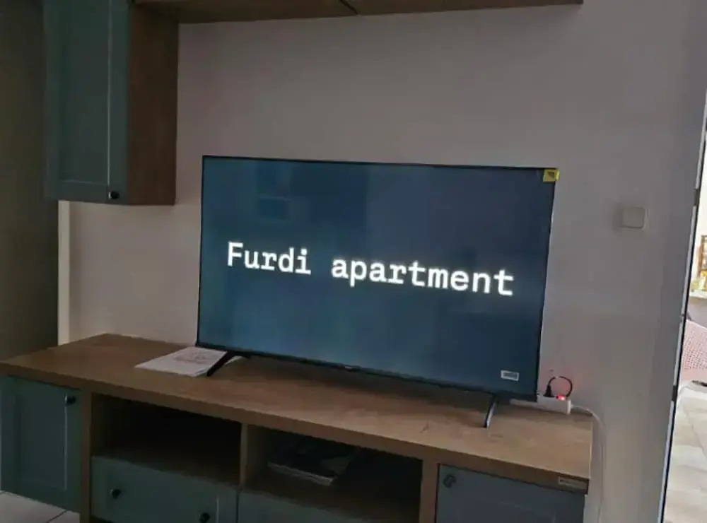 Apartment M & VALENTIN