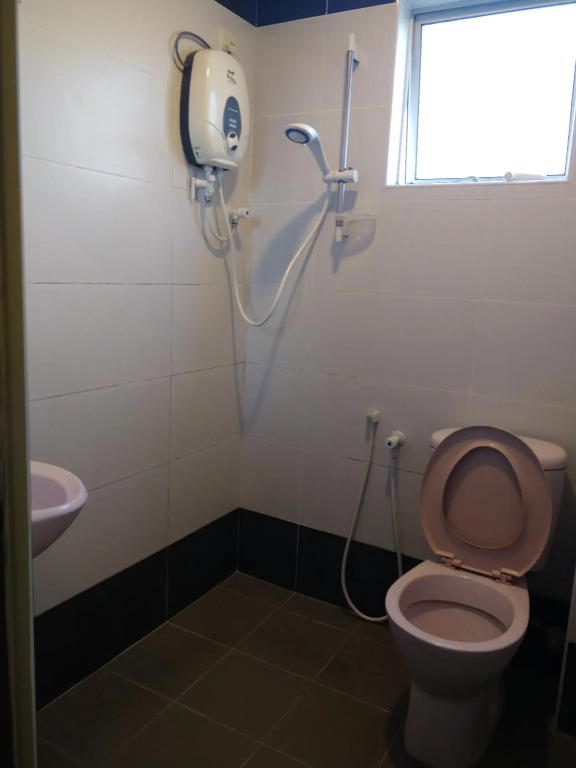 OYO 89792 Hamriz Hotel