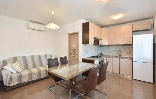 Four Bedroom Holiday Home in Split
