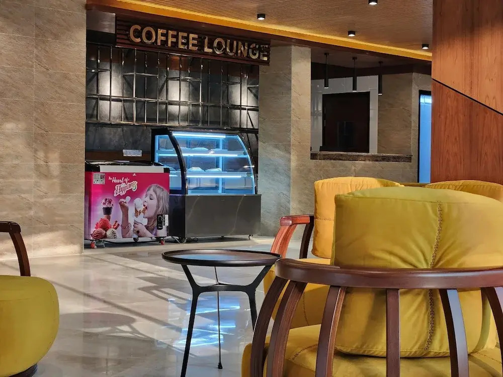Paragon Hotel & Resort