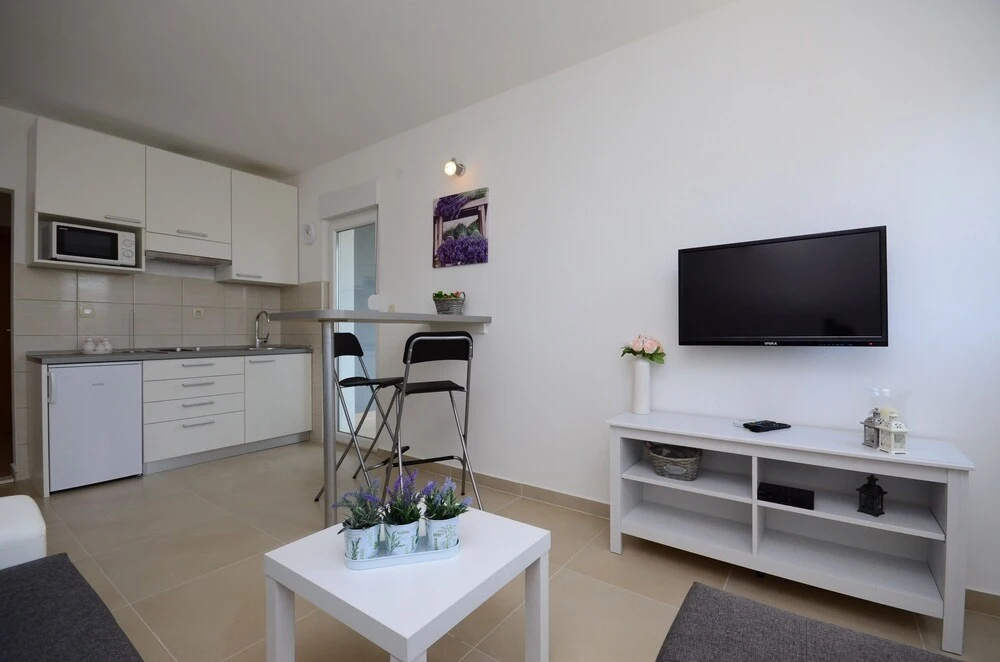 Villa With 6 Bedrooms in Ražanj, With Wonderful sea View, Private Pool