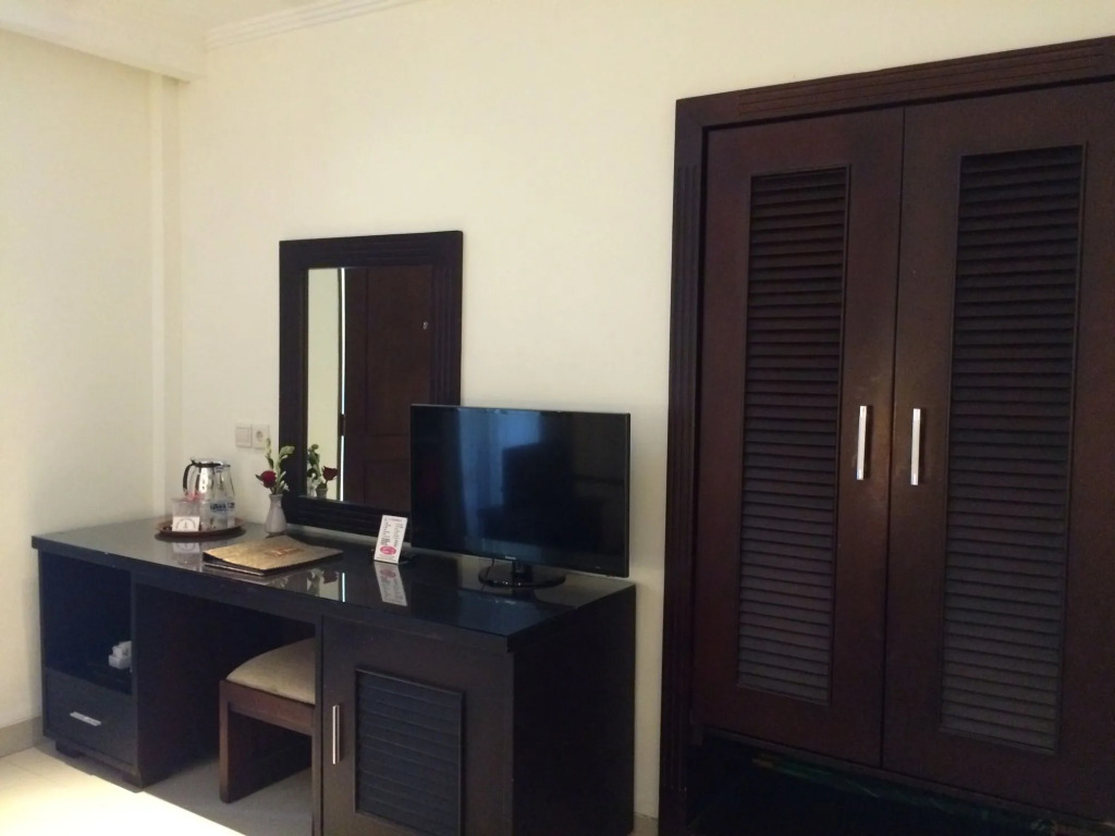Puri Raja Hotel