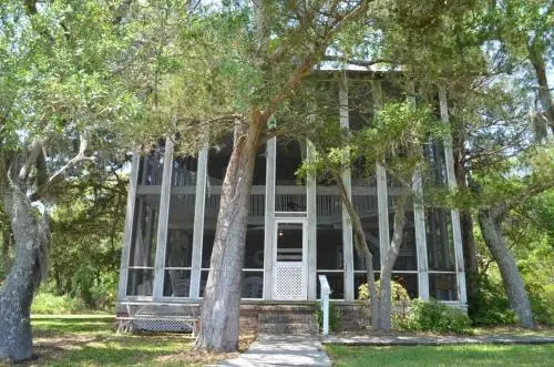 Fiddlers Hill Home