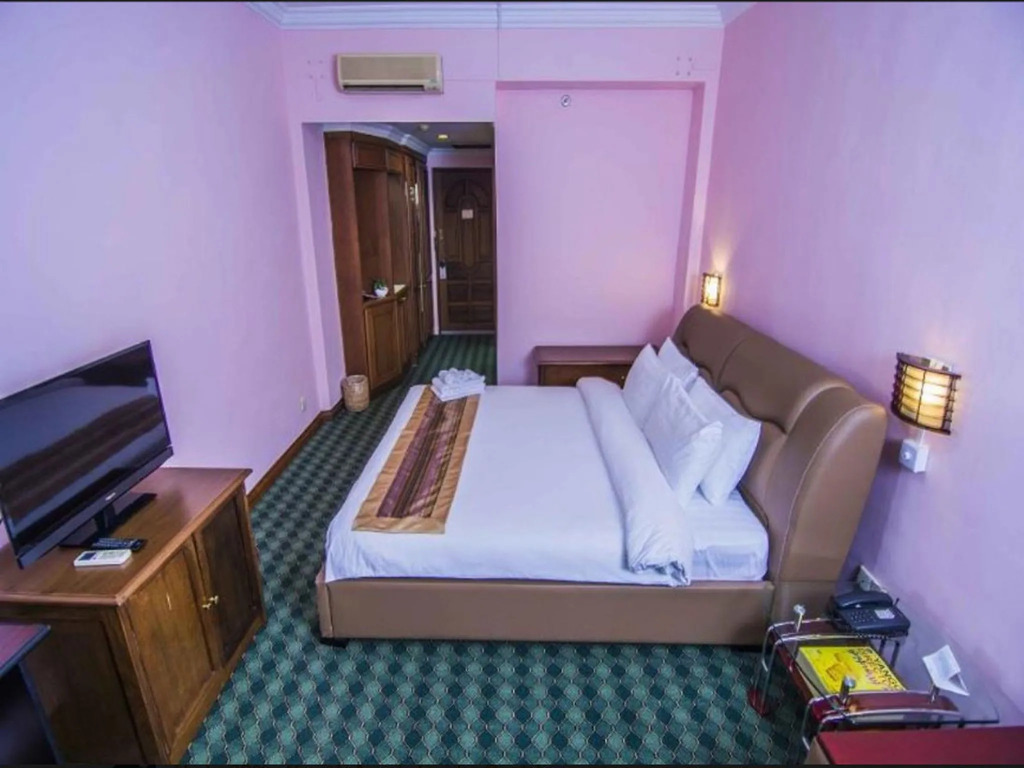 Asia Plaza Hotel