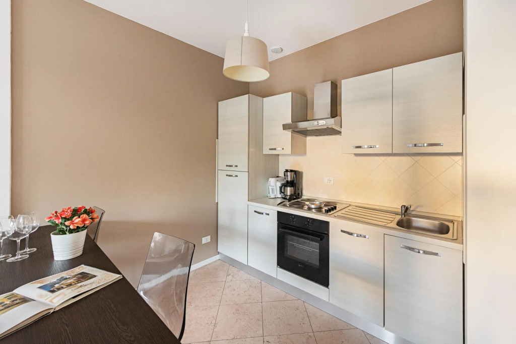 Residenza Miralago - 01 Fabrizia - Locazione BK