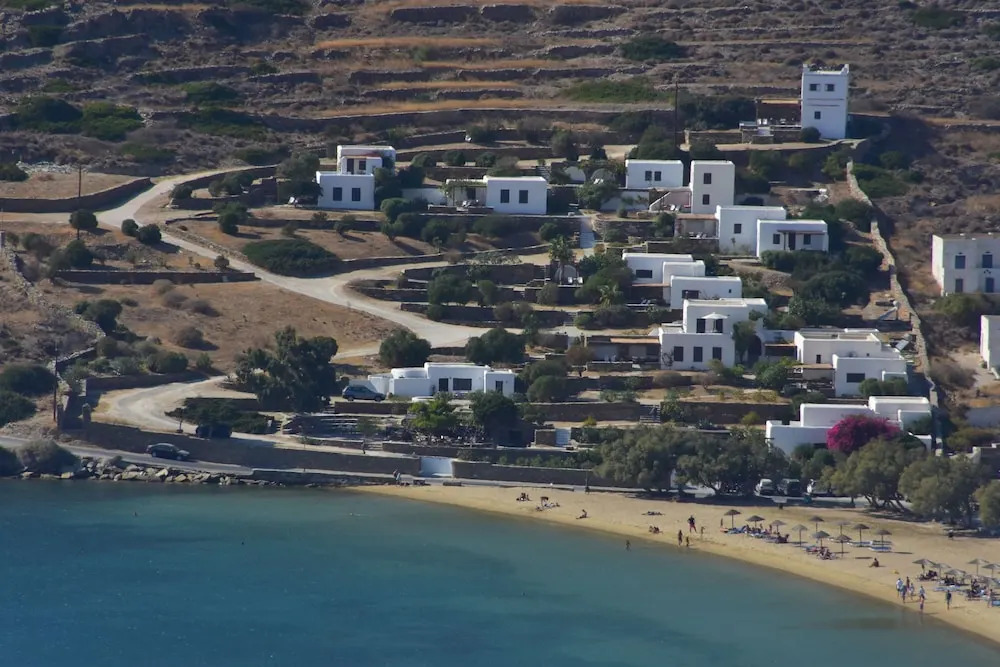 Petra Holiday Village
