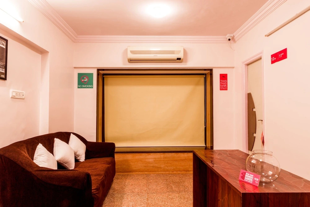 Hotel Lake View Residency