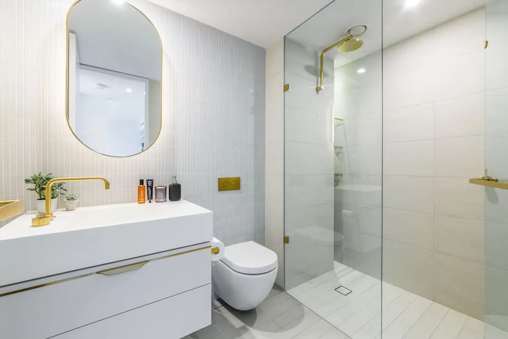 Exquisite 1 bedroom Parking Gym Pool Spa