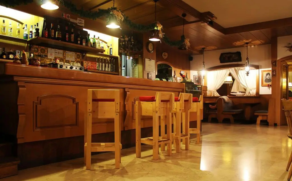 Hotel Sayonara