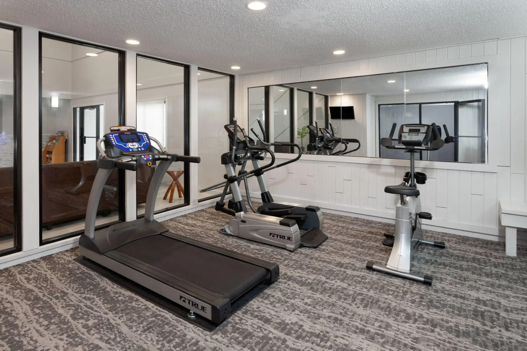 Baymont inn by Wyndham Oshkosh Airport