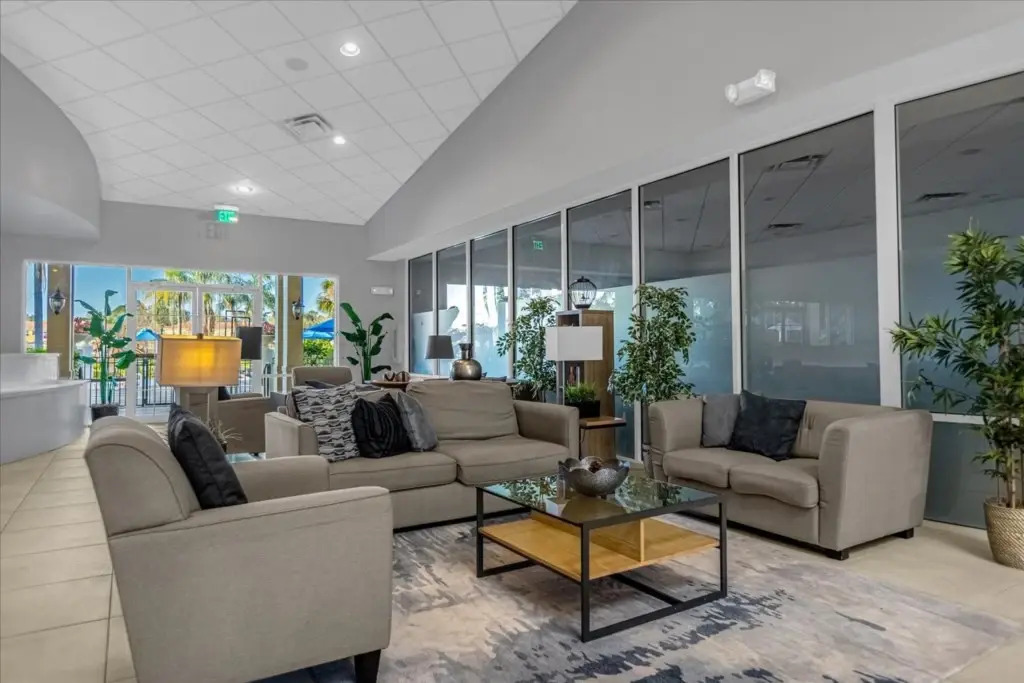 3 Bedrooms 25 Bathrooms Encantada 3122 Yl