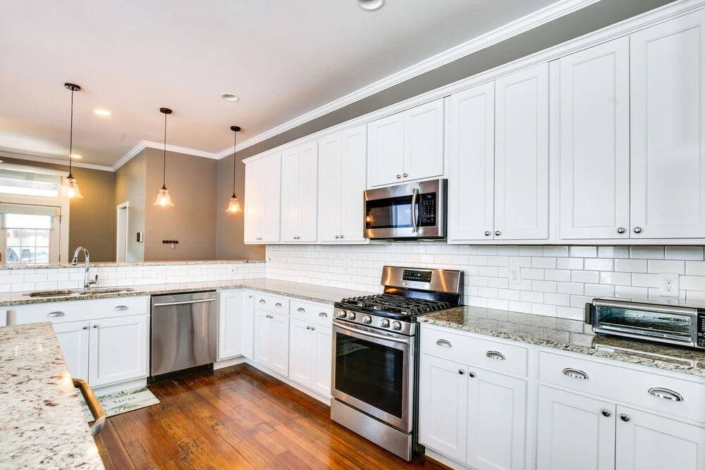 Saint Louis Home w/ Deck: 4 Mi to Downtown!