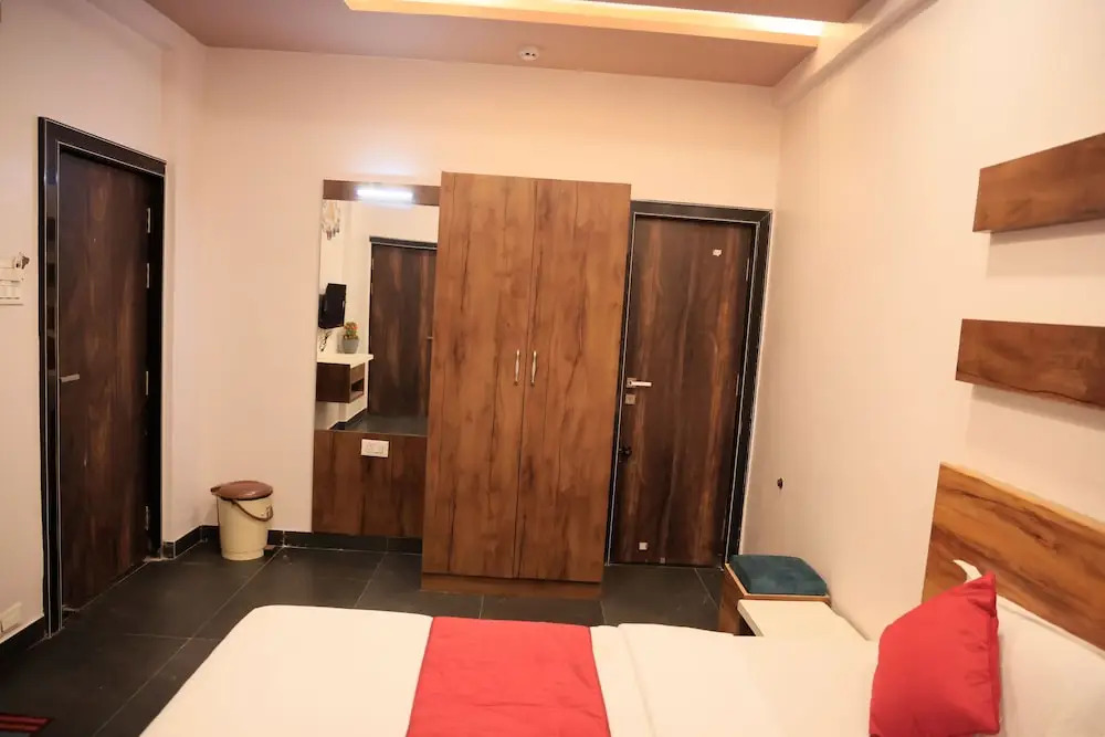 Hotel Garuda Executive Latur