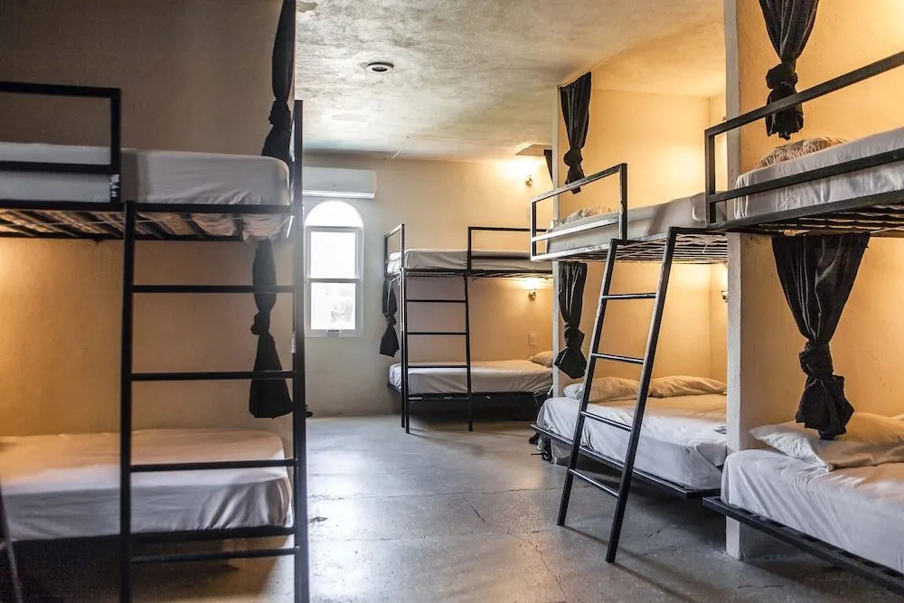 Hostal Inn - Hostel