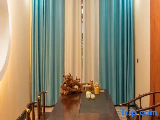 Zhongze B&B, Furong Town